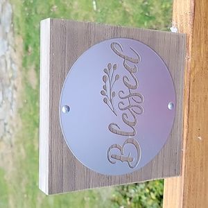 Cute Farmhouse Blessed Sign 😍